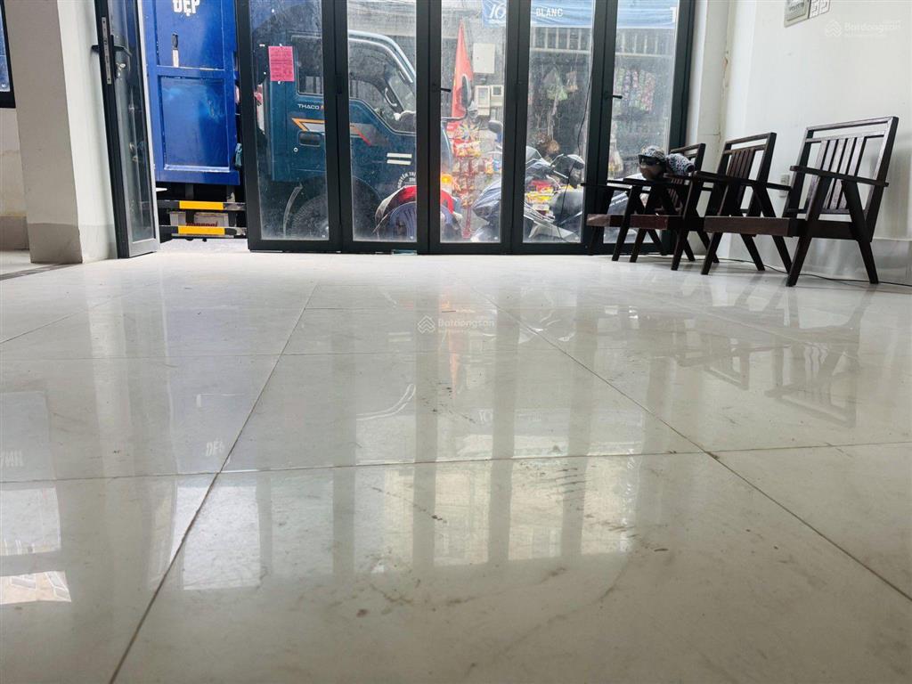 3,5 tỷ nhà mặt tiền đs 19  ngay him lam linh chiểu  kế bên đh ngân hàng