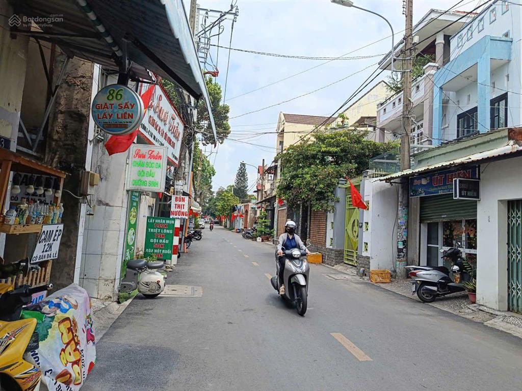 Nhà mặt tiền kinh doanh  đường số 5, 6,999 tỷ  58m2, 2 tầng, 3pn, 3wc, chính chủ