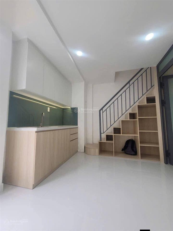2,9 tỷ  đường 8m(gần hd2)  linh trung
nhà 2 tầng, 2 phòng ngủ  vừa ở, vừa kinh doanh