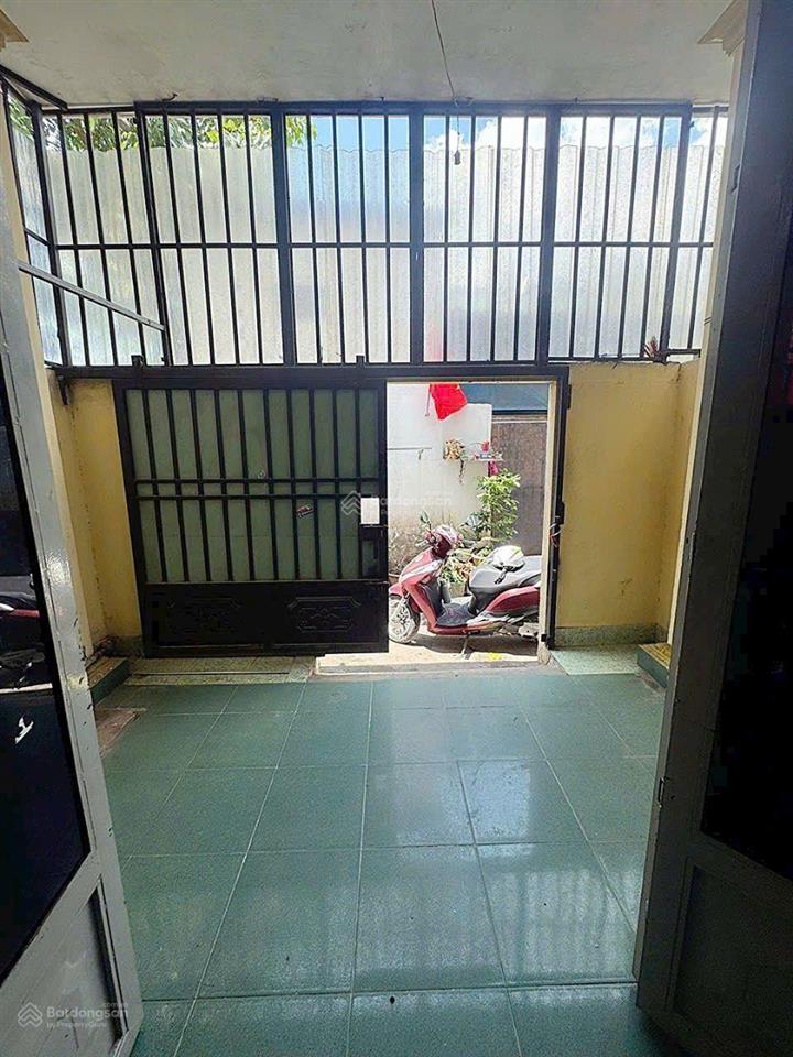4,05 tỷ sở hữu ngay  nhà 53m  2 phòng ngủ, ở ngay  đường số 8, linh xuân
