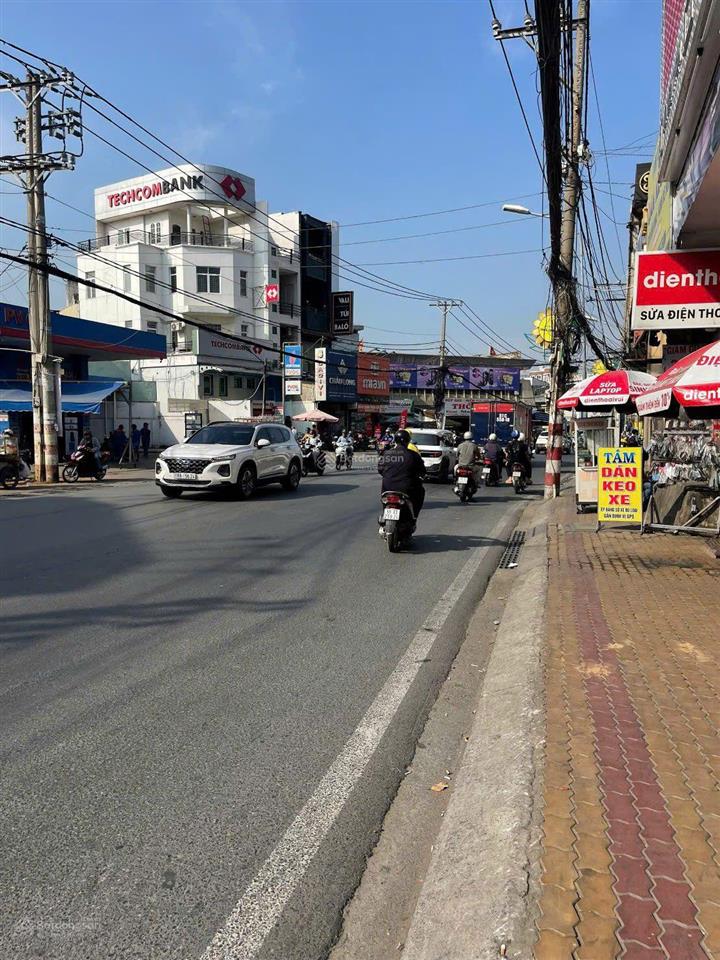 5,3 tỷ còn tl  nhà 75m2  2 pn, cách mt võ văn ngân 20m!