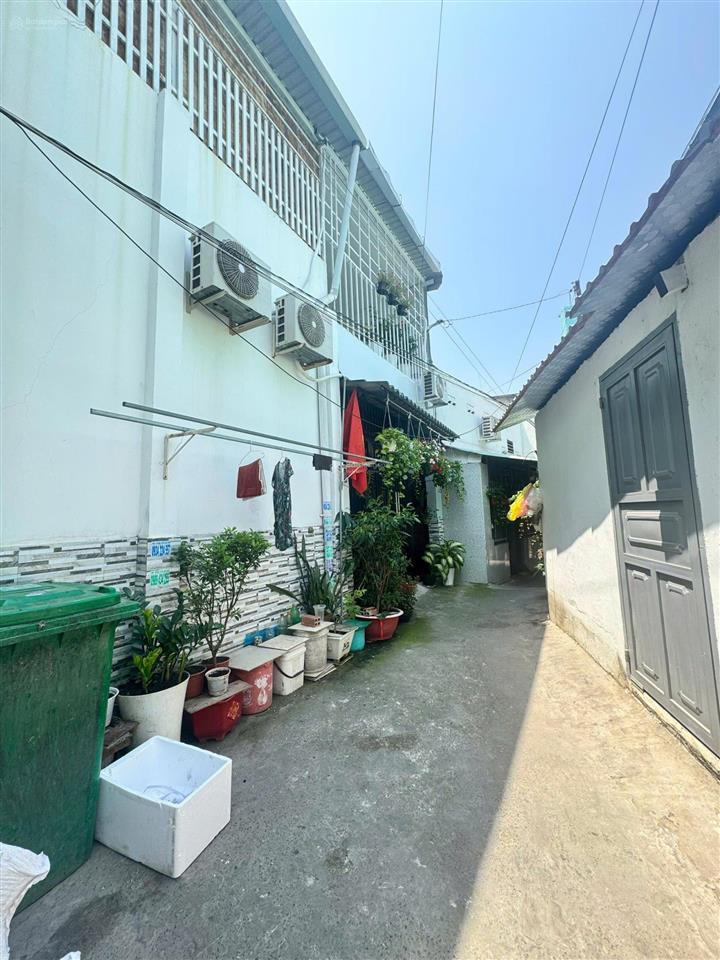 2,65 tỷ  nhà 2 tầng  2 phòng ngủ, 34m² đất  tô ngọc vân, linh đông