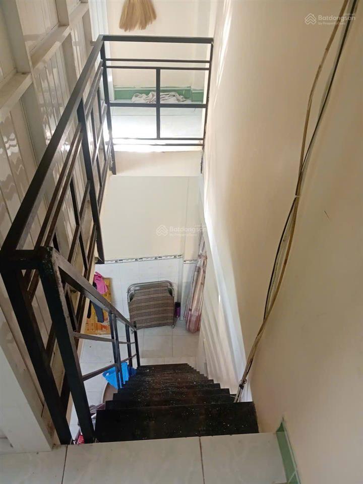 3,85 tỷ  nhà 2 tầng, 2pn  đường 10, trường thọ