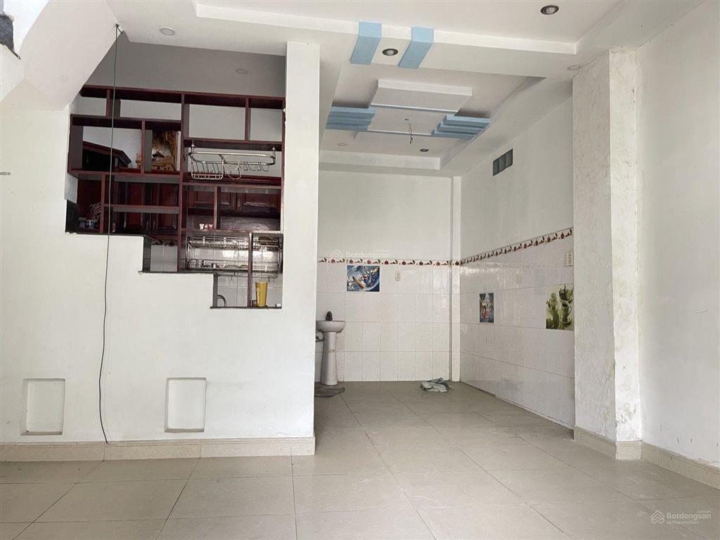 3,65 tỷ  50m2. nhà 2 tầng  2 pn  ngay ql1k, phạm văn đồng, thủ đức