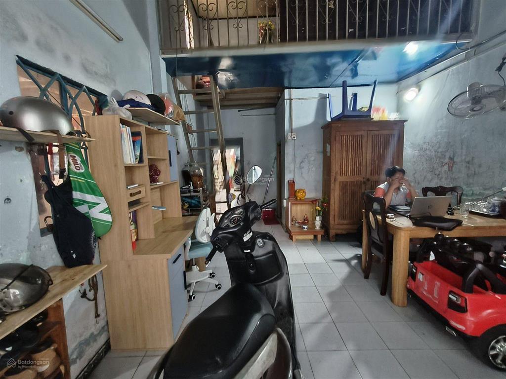 4 tỷ  81m2  nhà c4, ngay trường c3 đào sơn tây, đường 10, linh xuân. hẻm đẹp  có vỉa hè