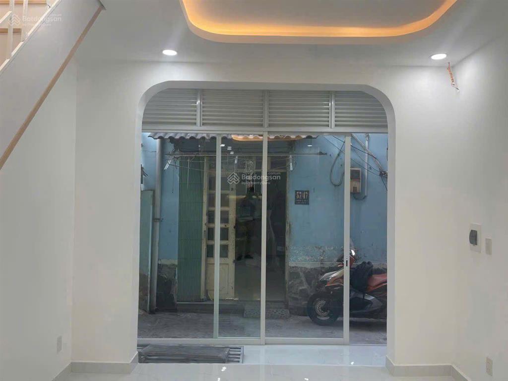 3,4 tỷ  nhà ngay kha vạn cân, linh chiểu, thủ đức nhà 2 tầng 40m