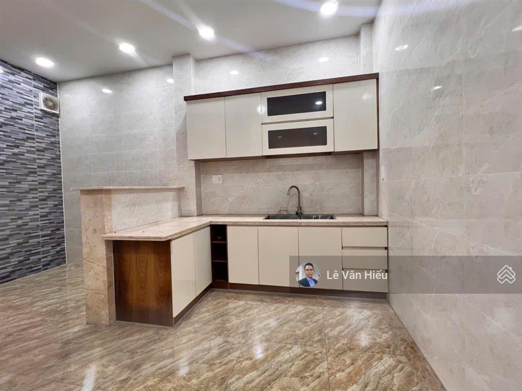 6,05 tỷ  nhà 3 tầng  5pn  85m2  đường số 9  linh xuân, thủ đức