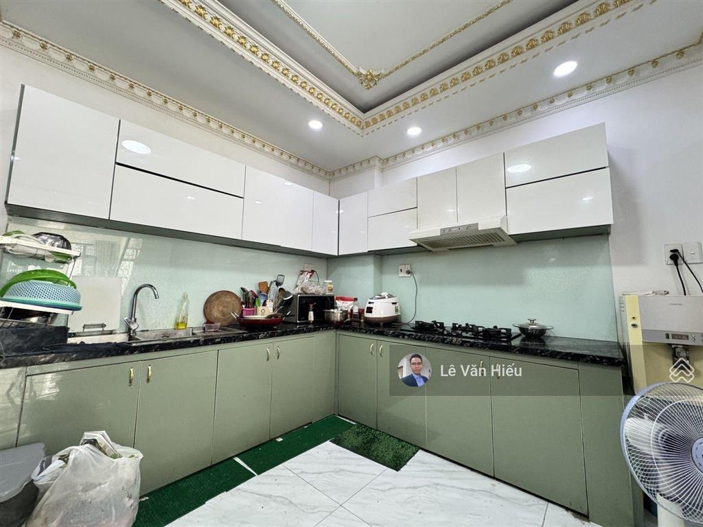 Nhà 5 tầng  đường số 2  trường thọ ô tô ngủ trong nhà  chỉ 7.8tỷ