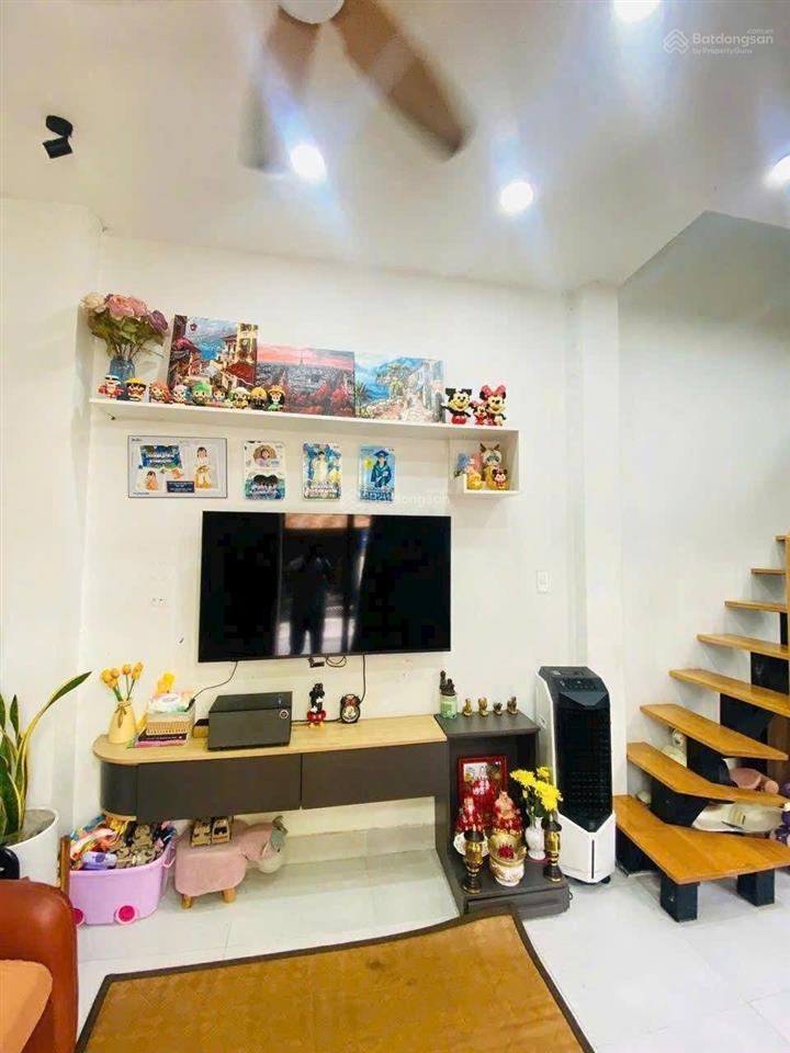 3,3 tỷ  nhà 2 tầng  đường số 8  linh xuân  giá chỉ 3.75 tỷ
