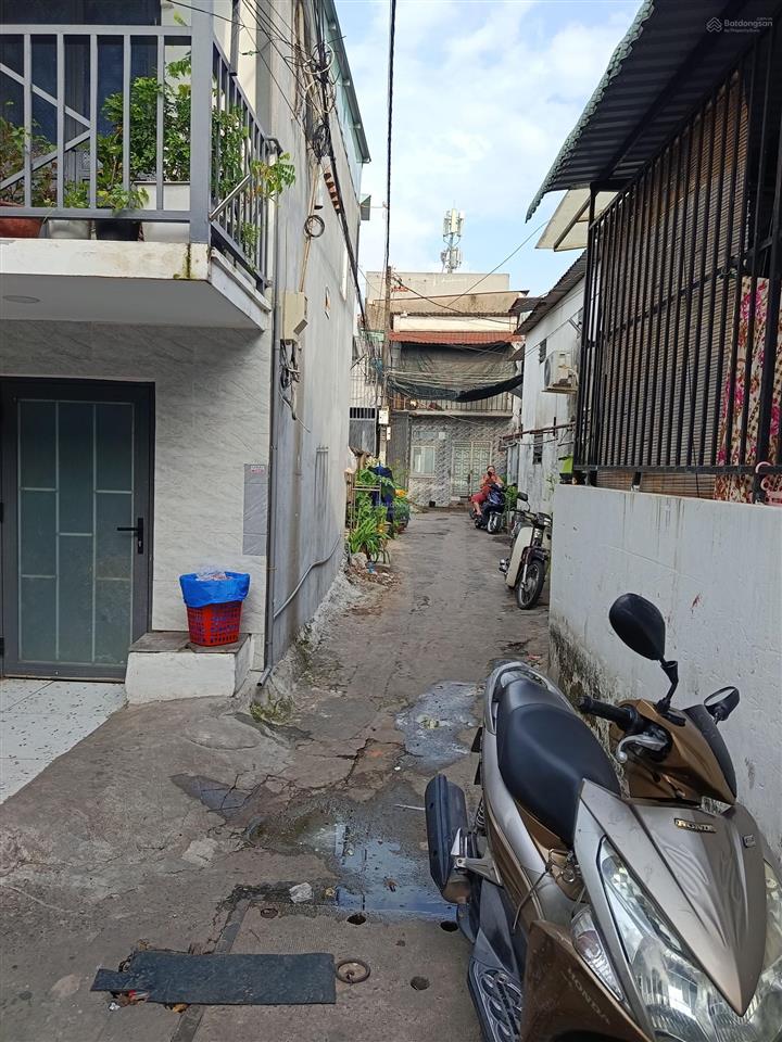 2,09 tỷ  nhà đẹp, sổ riêng  ql1a, linh xuân