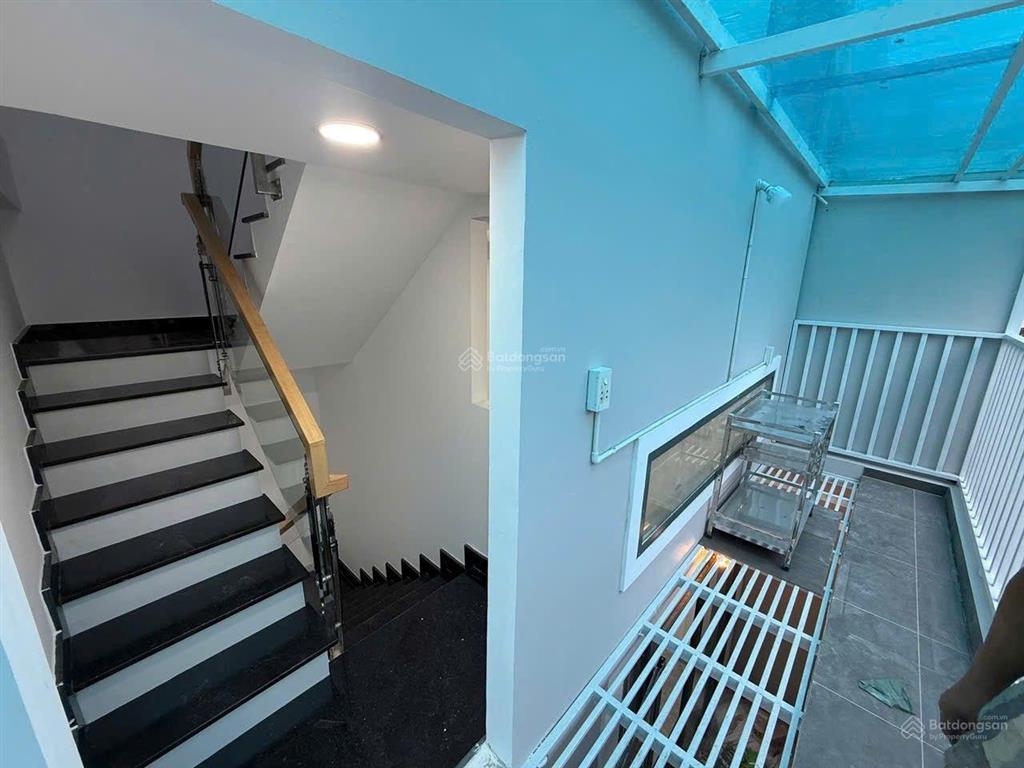 Nhà 3 tầng  50.3m dương văn cam, linh tây  giá 3.8tỷ