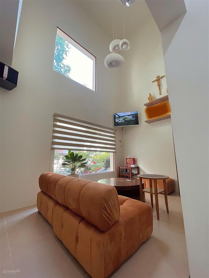 7 tỷ  bán gấp nhà 2 tầng, đẹp, mới  tô ngọc vân, p. linh tây, thủ đức