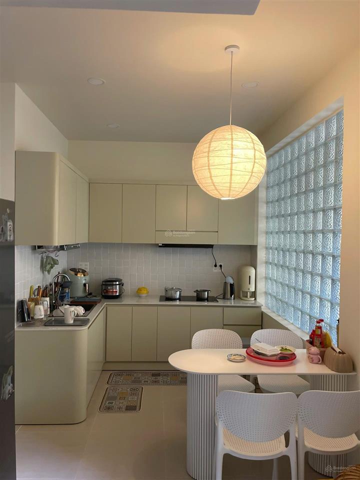 7 tỷ  bán gấp nhà 2 tầng, đẹp, mới  tô ngọc vân, p. linh tây, thủ đức