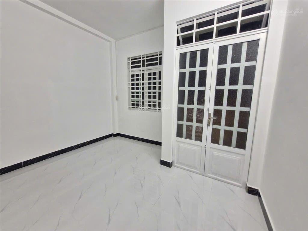 5,2 tỷ  mua 1 được 2 căn  mt đường số 13  phường linh chiểu