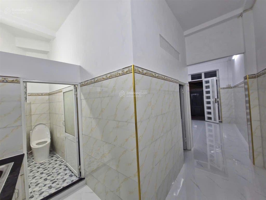 5,2 tỷ  mua 1 được 2 căn  mt đường số 13  phường linh chiểu