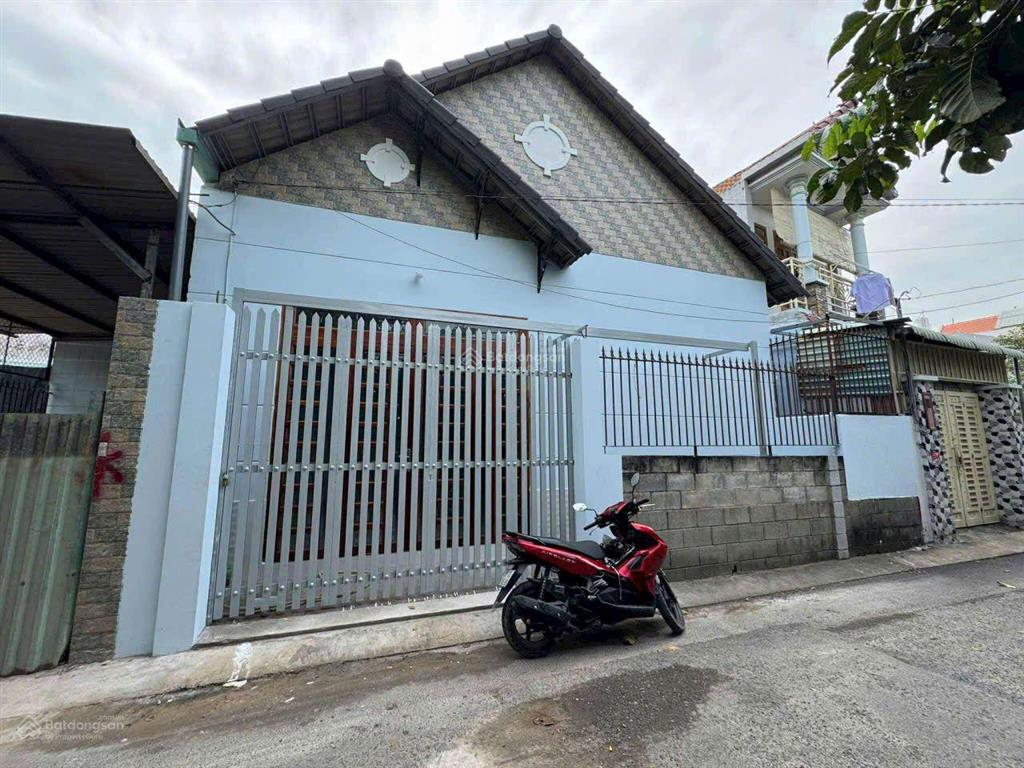 5,4 tỷ  nhà mới đất 90m2, 2 phòng ngủ  đường 8, linh xuân