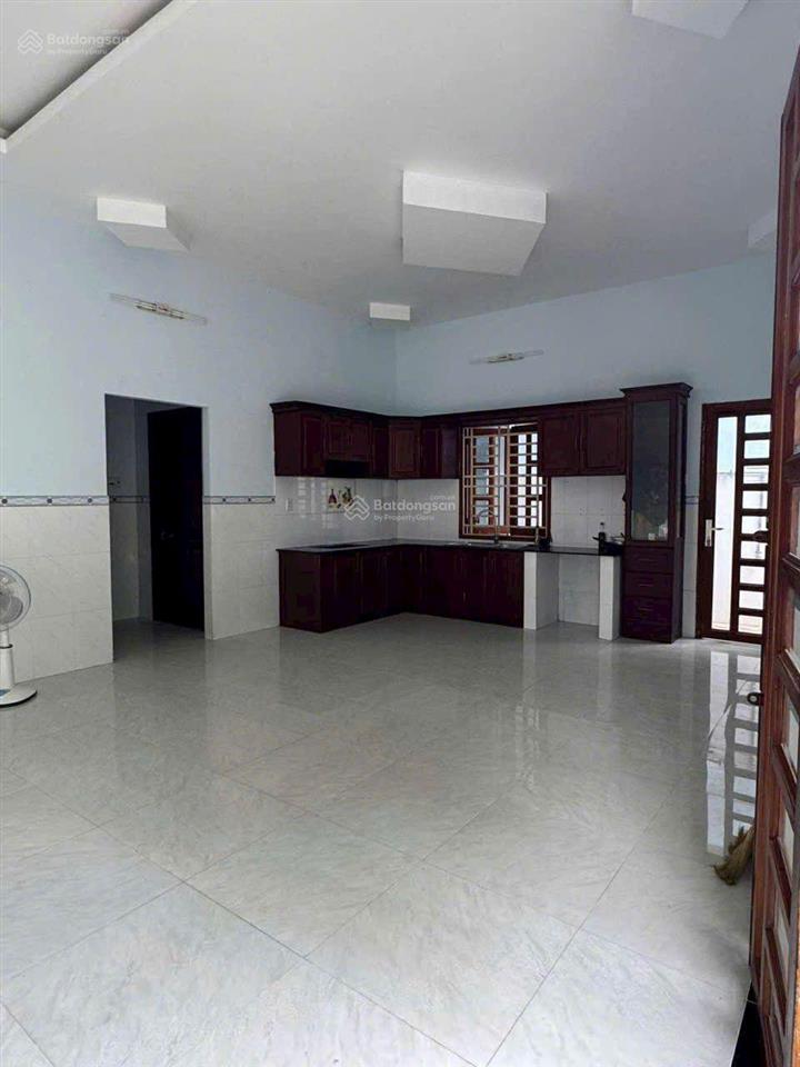 5,4 tỷ  nhà mới đất 90m2, 2 phòng ngủ  đường 8, linh xuân