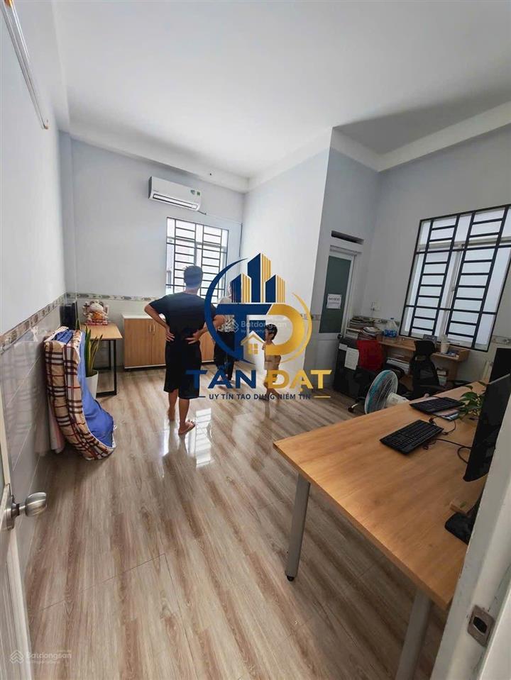 Cho thuê nhà 2 tầng. hẻm 8m đường lê văn chí, linh trung  thủ đức