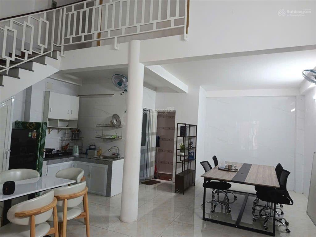 Cho thuê nhà 60m2  hẻm xe hơi  ql1k, linh xuân