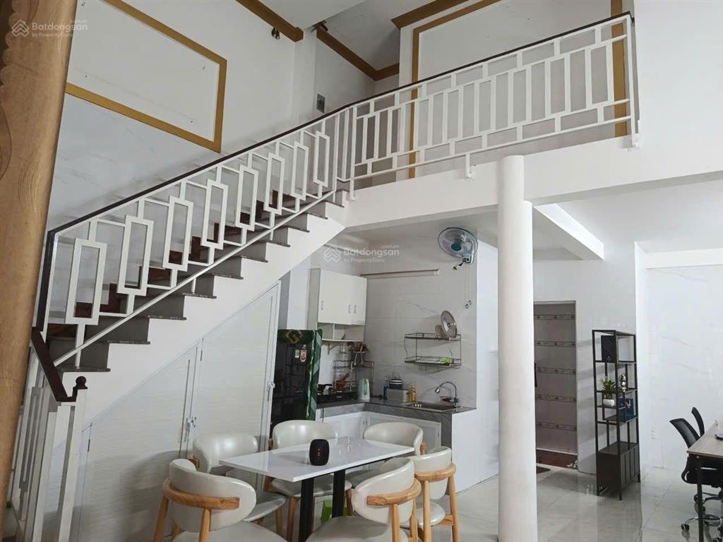 Cho thuê nhà 60m2  hẻm xe hơi  ql1k, linh xuân