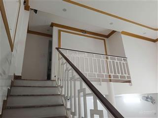 Cho thuê nhà 60m2  hẻm xe hơi  ql1k, linh xuân