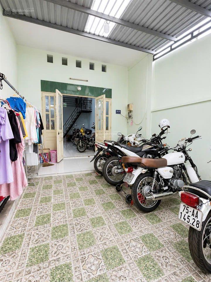 4 tỷ  63m2  nhà 2 tầng, 3 phòng ngủ  hẻm xe hơi, đs 8  linh xuân