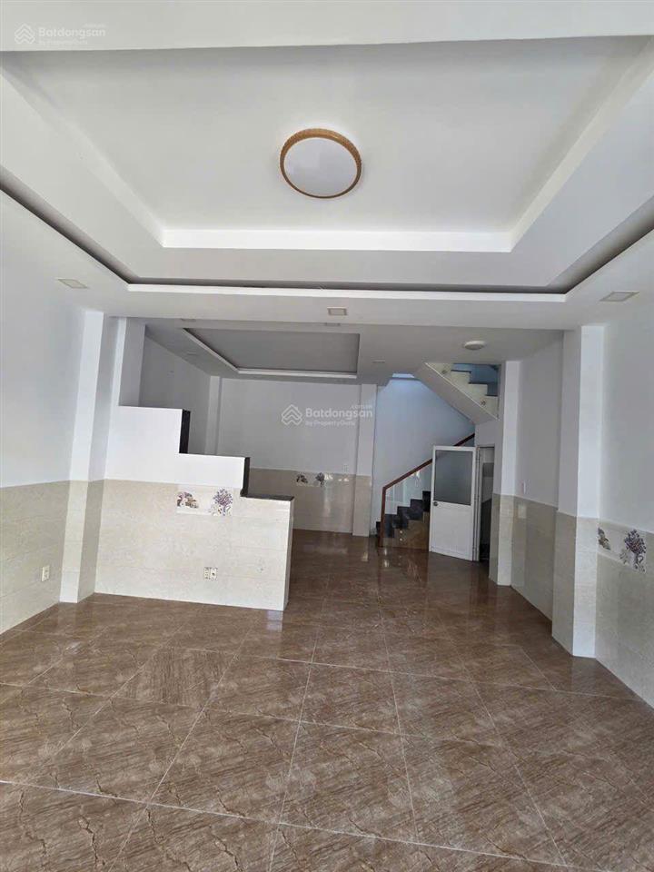 6,15 tỷ  nhà đường số 9 linh xuân  3 tầng đẹp lộng lẫy, sổ hồng hoàn công đầy đủ