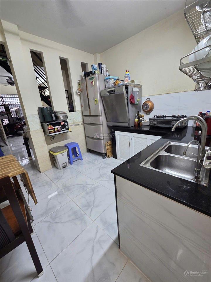 1,95 tỷ  nhà 2 tầng, 2pn  nhận ở ngay, đ.s 41  hiệp bình