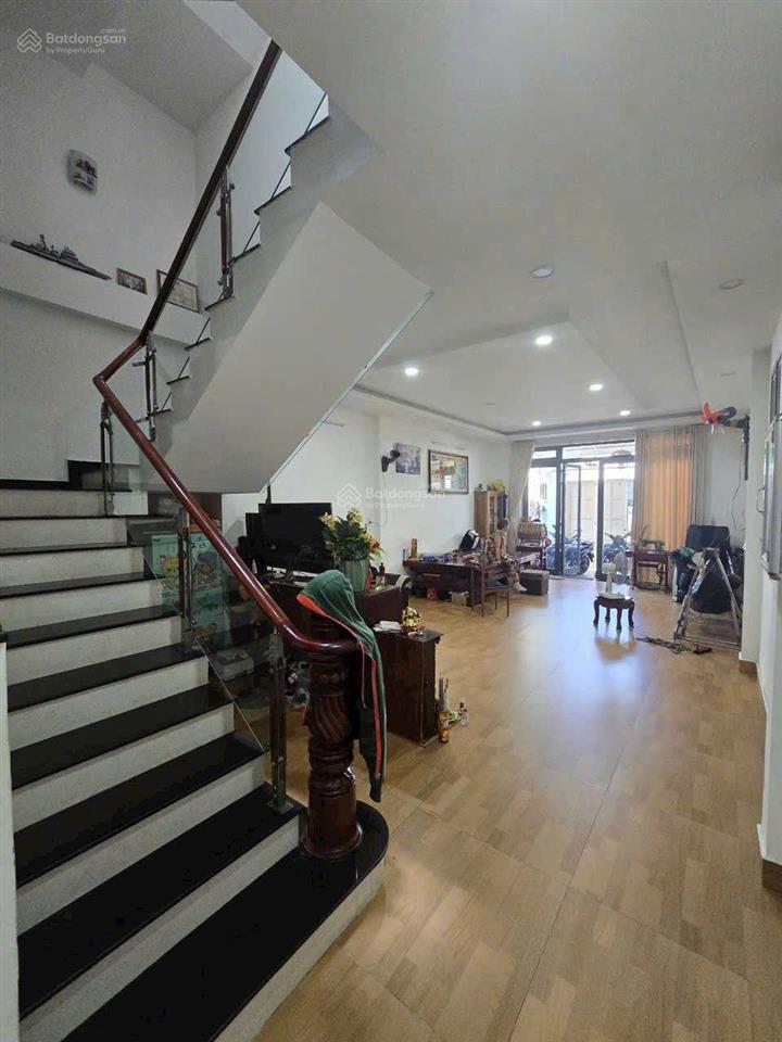 6,7 tỷ nhà 2 tầng 91m2  3pn  đường số 10, linh trung