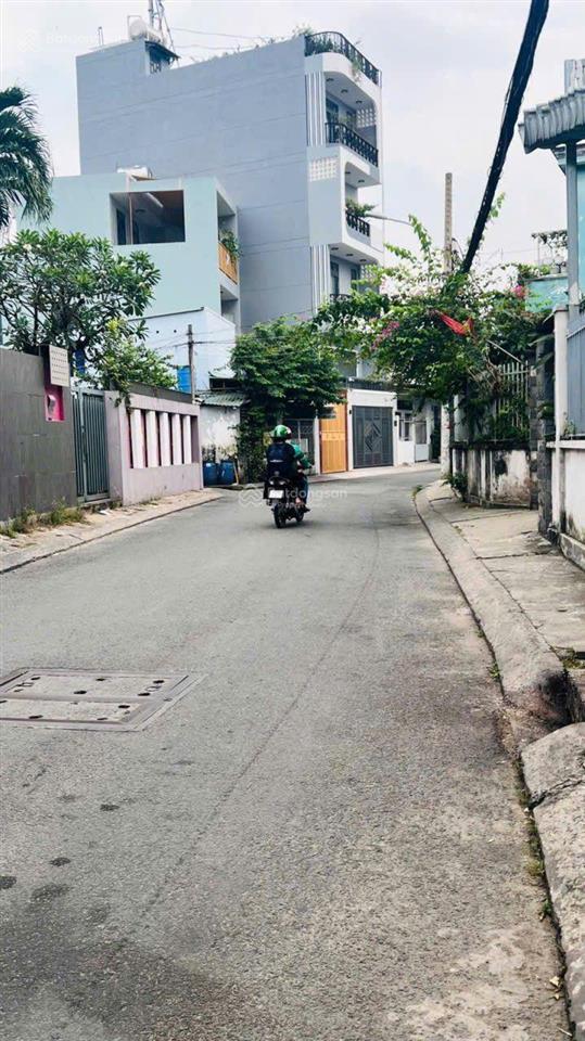 4,5 tỷ  nhà 2 tầng  đường tô vĩnh diện, linh chiểu, thủ đức.