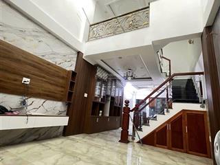 9 tỷ  nhà 4 tầng  đẹp  mới  ngay mặt tiền phạm văn đồng  linh tây