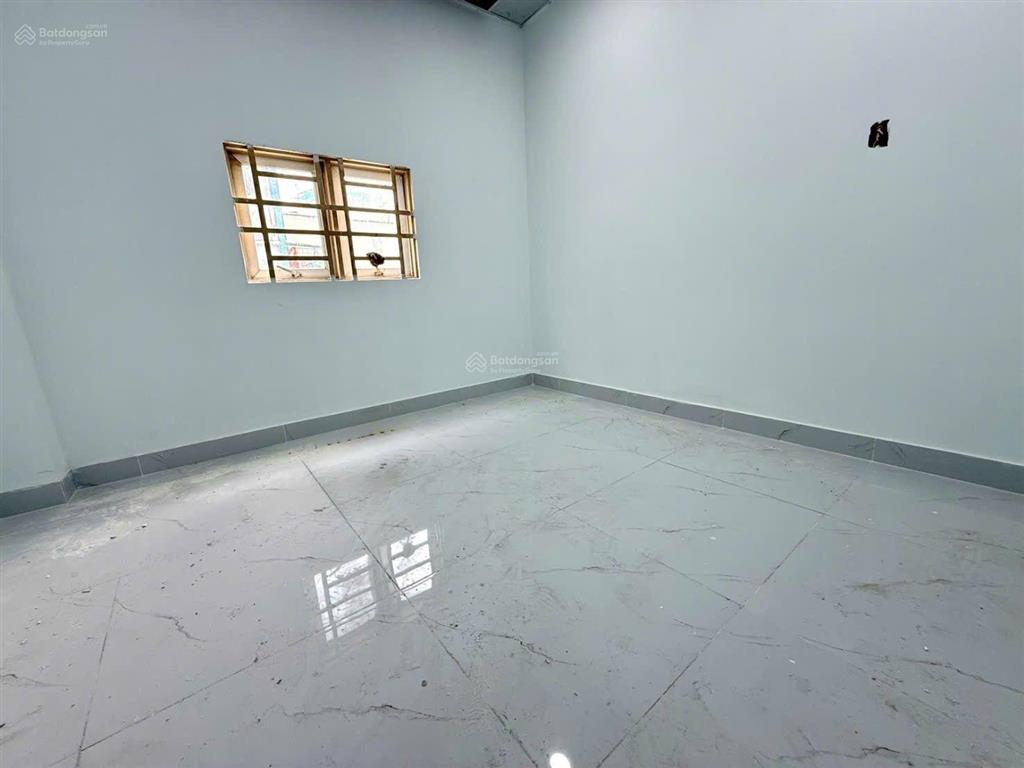 1,3 tỷ  18m2  nhà 2 tầng, 2pn  ngay vincom, võ văn ngân, linh chiểu