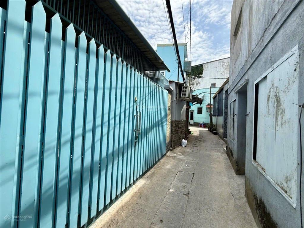 1,3 tỷ  18m2  nhà 2 tầng, 2pn  ngay vincom, võ văn ngân, linh chiểu