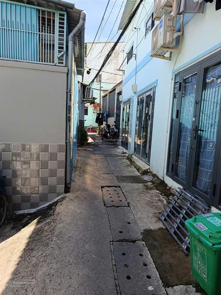 1,3 tỷ  18m2  nhà 2 tầng, 2pn  ngay vincom, võ văn ngân, linh chiểu