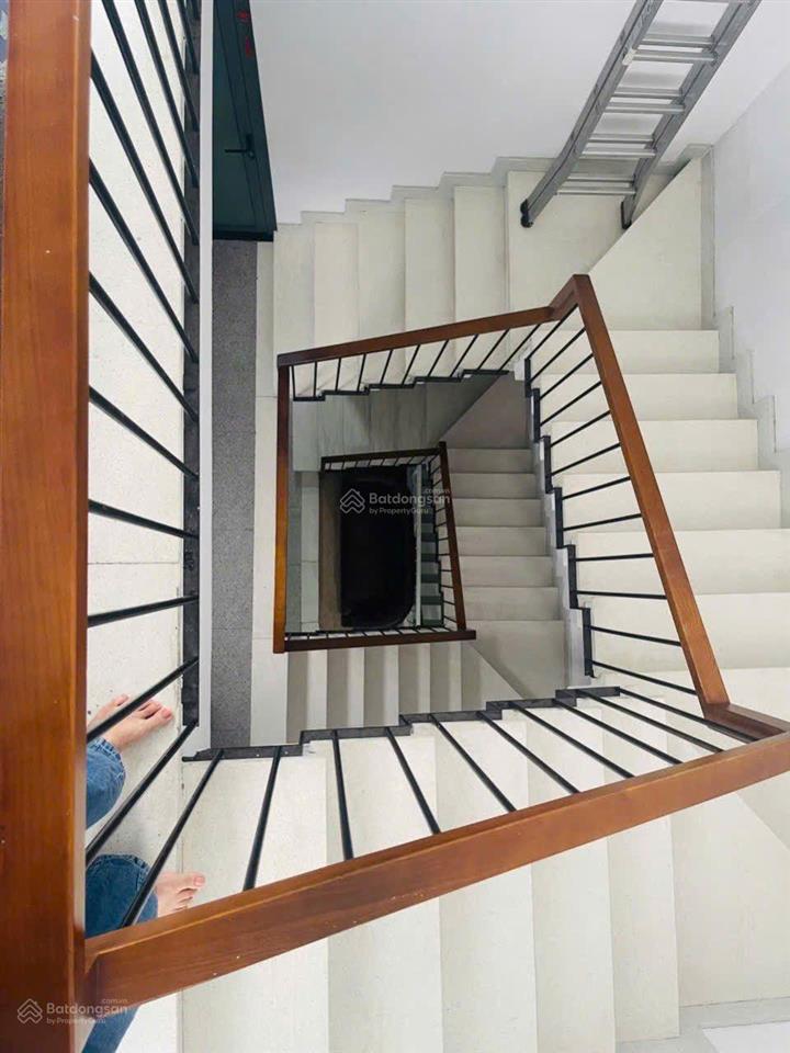 8,8 tỷ  nhà đẹp 4 tầng hẻm xe tải ngay đặng văn bi, trường thọ  98m2 tặng full nội thất