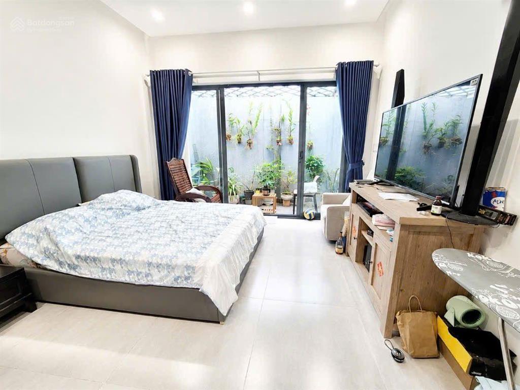 8,8 tỷ  nhà đẹp 4 tầng hẻm xe tải ngay đặng văn bi, trường thọ  98m2 tặng full nội thất
