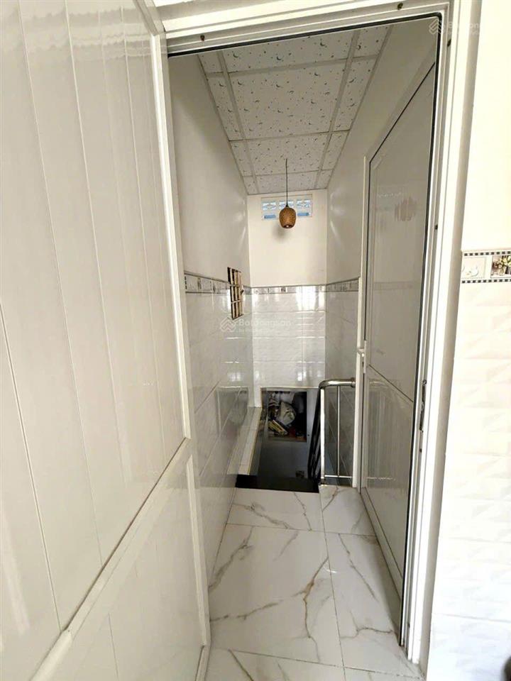 3,2 tỷ  bán nhà 2 tầng, 2pn  đường số 14 linh chiểu