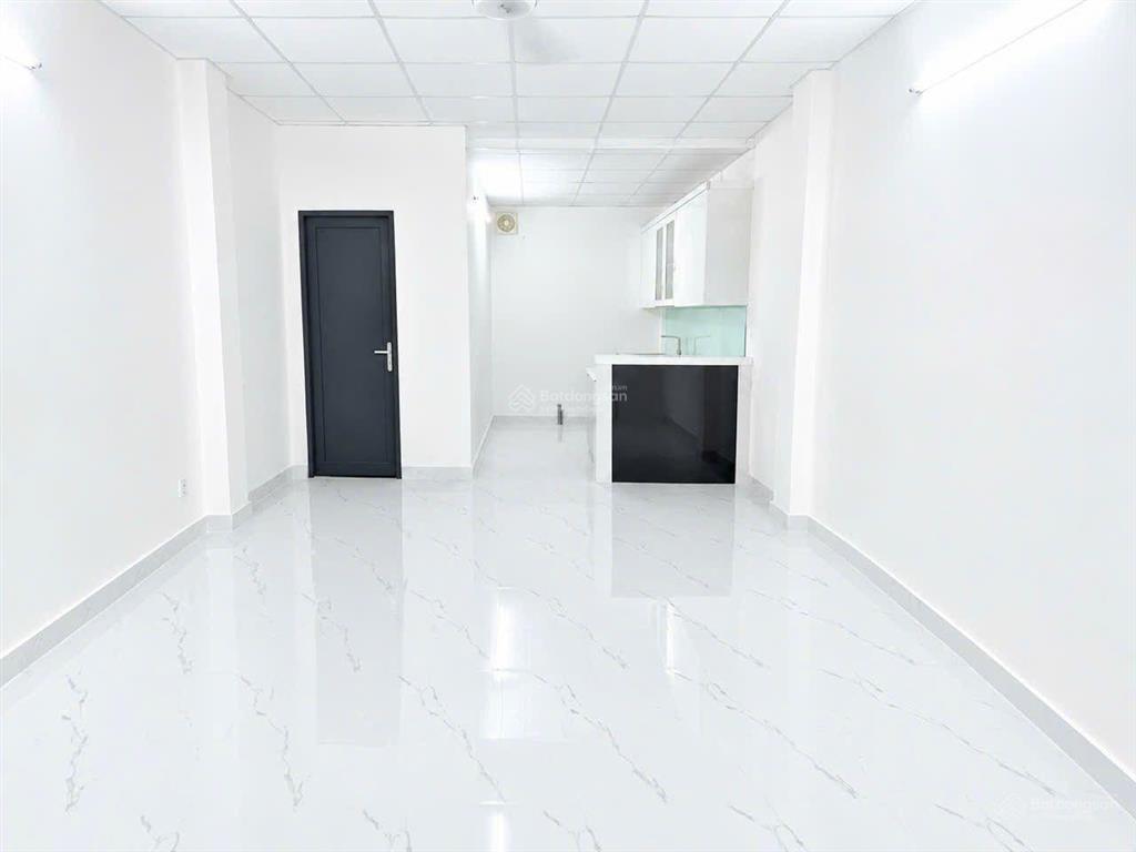 5,2 tỷ  nhà c4  rộng rãi  93m2, ngay trường tiểu học hoàng diệu, đường số 10 linh trung.