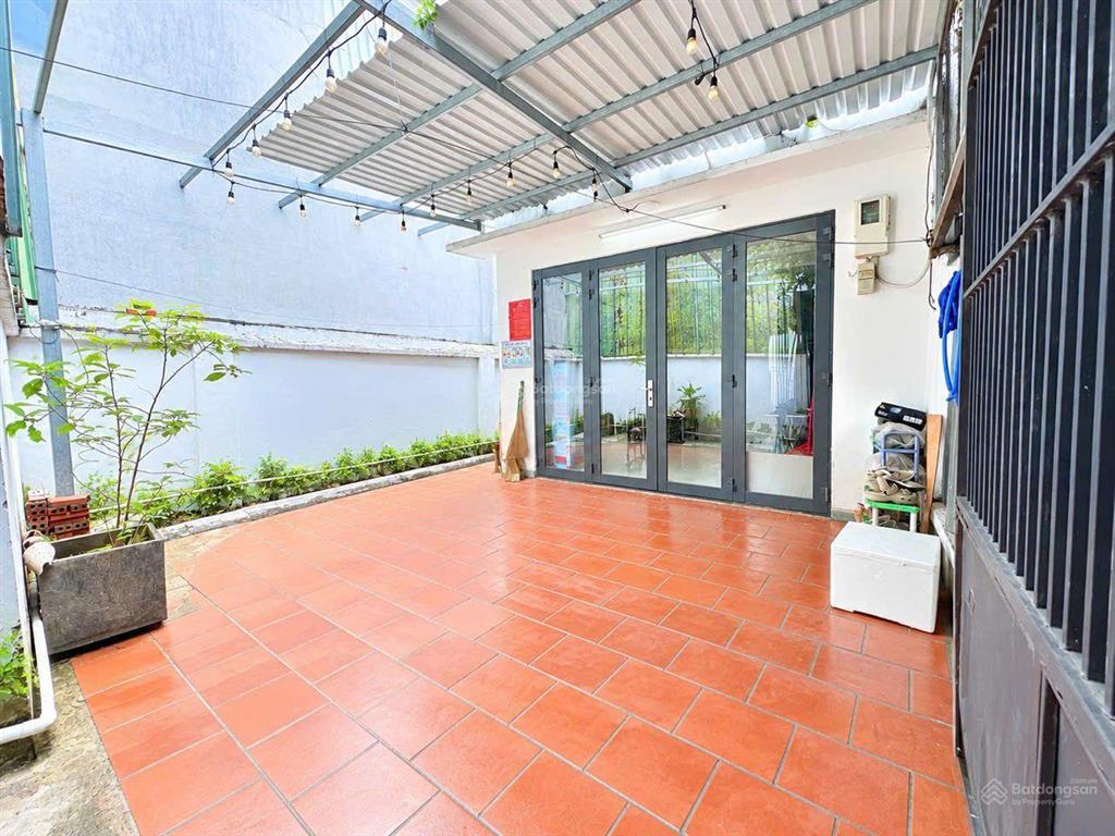 5,2 tỷ  nhà c4  rộng rãi  93m2, ngay trường tiểu học hoàng diệu, đường số 10 linh trung.