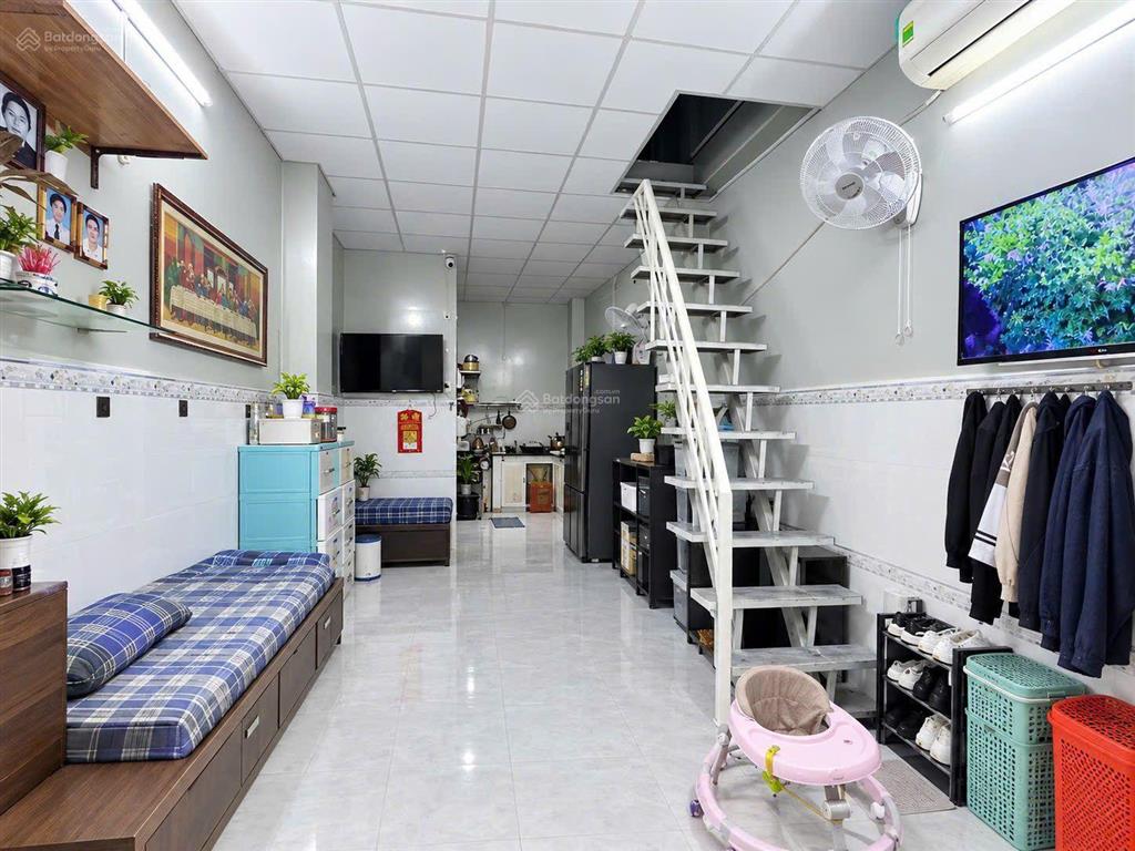 2,6 tỷ  2 tầng, 2pn  30m2  linh xuân thủ đức