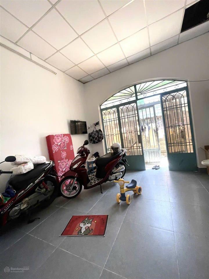 4,4 tỷ  nhà c4  2pn, ngay đường hoàng diệu 2, thủ đức