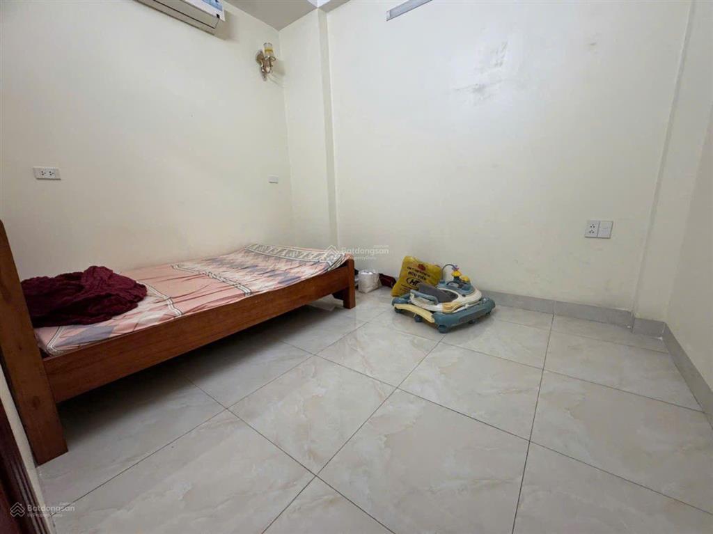 Bán nhà 4 tầng, 3pn  104m2 đất  nhà 2 mặt tiền, hẻm xe hơi  ngay kdc êm đềm, đs 6, linh xuân