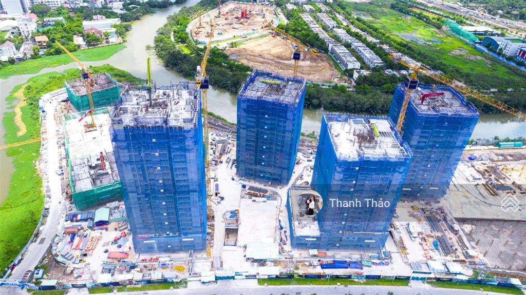 Bán rẻ hơn các tầng khác 1 tỷ 2pn privé giá 8,480 tỷ có thuế vat và phí bảo trì view thành phố
