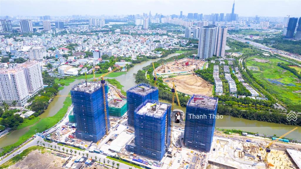 Bán rẻ hơn các tầng khác 1 tỷ 2pn privé giá 8,480 tỷ có thuế vat và phí bảo trì view thành phố