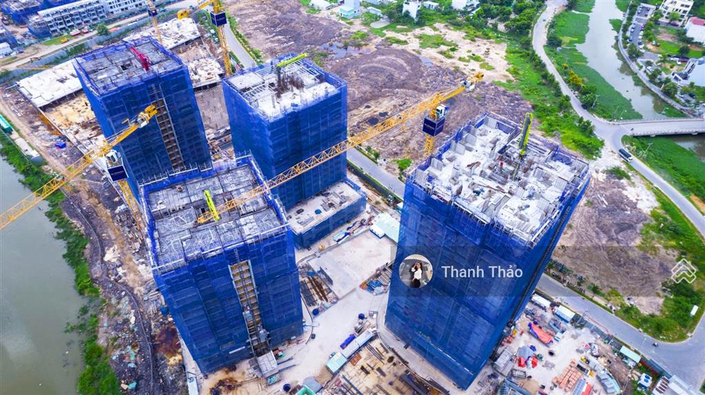 Bán rẻ hơn các tầng khác 1 tỷ 2pn privé giá 8,480 tỷ có thuế vat và phí bảo trì view thành phố