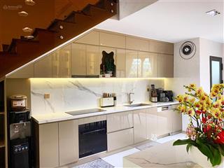 Cho thuê nhà khu cao cấp the standard