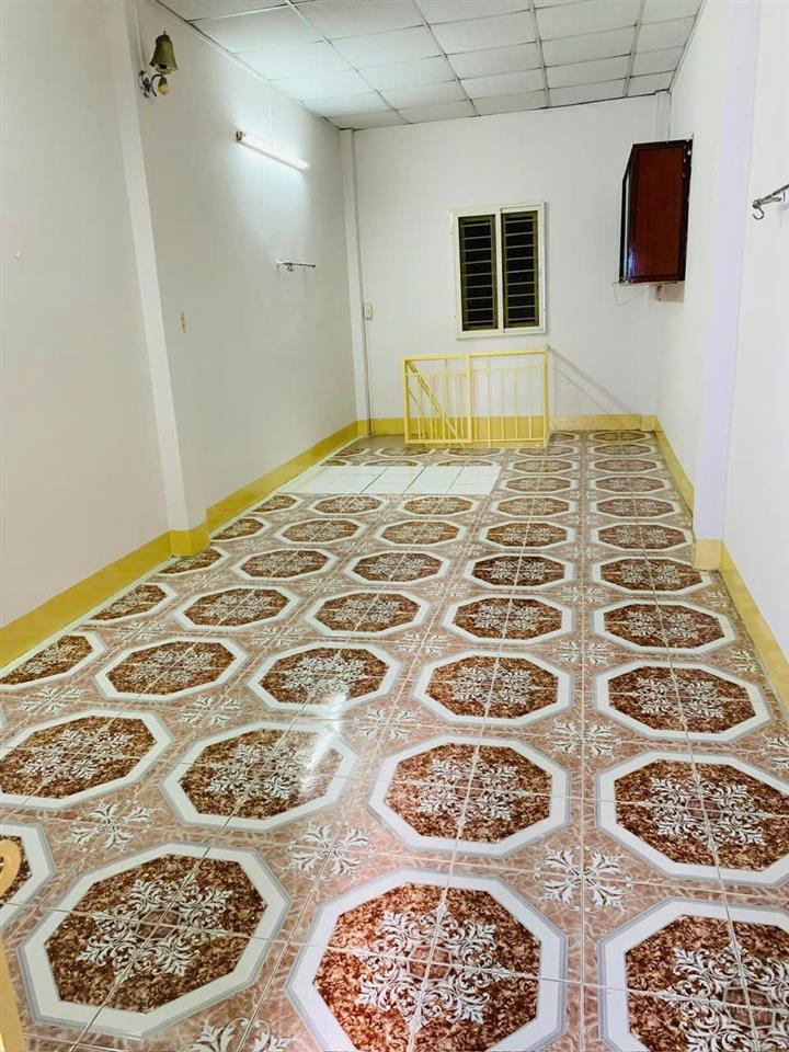 Nhà cho thuê chính chủ, đường 49 hiệp bình, giá điện + nước theo nhà cung cấp.