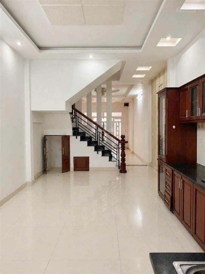 Mặt tiền dương quảng hàm, vị trí siêu đẹp, kinh doanh đỉnh, ngay cv gò vấp