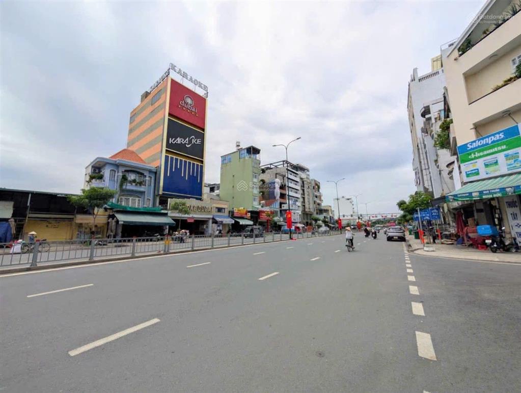 Mặt tiền dương quảng hàm, vị trí siêu đẹp, kinh doanh đỉnh, ngay cv gò vấp