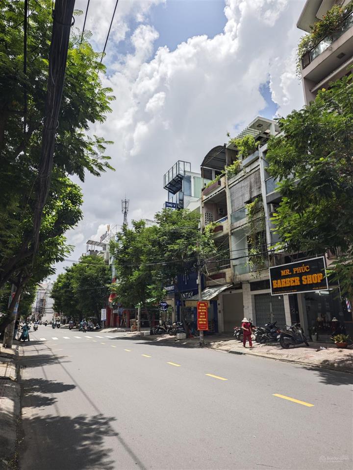 Nhà mặt tiền nguyễn hồng đào, khu bàu cát, tân bình. ngang 8m, kinh doanh đỉnh.